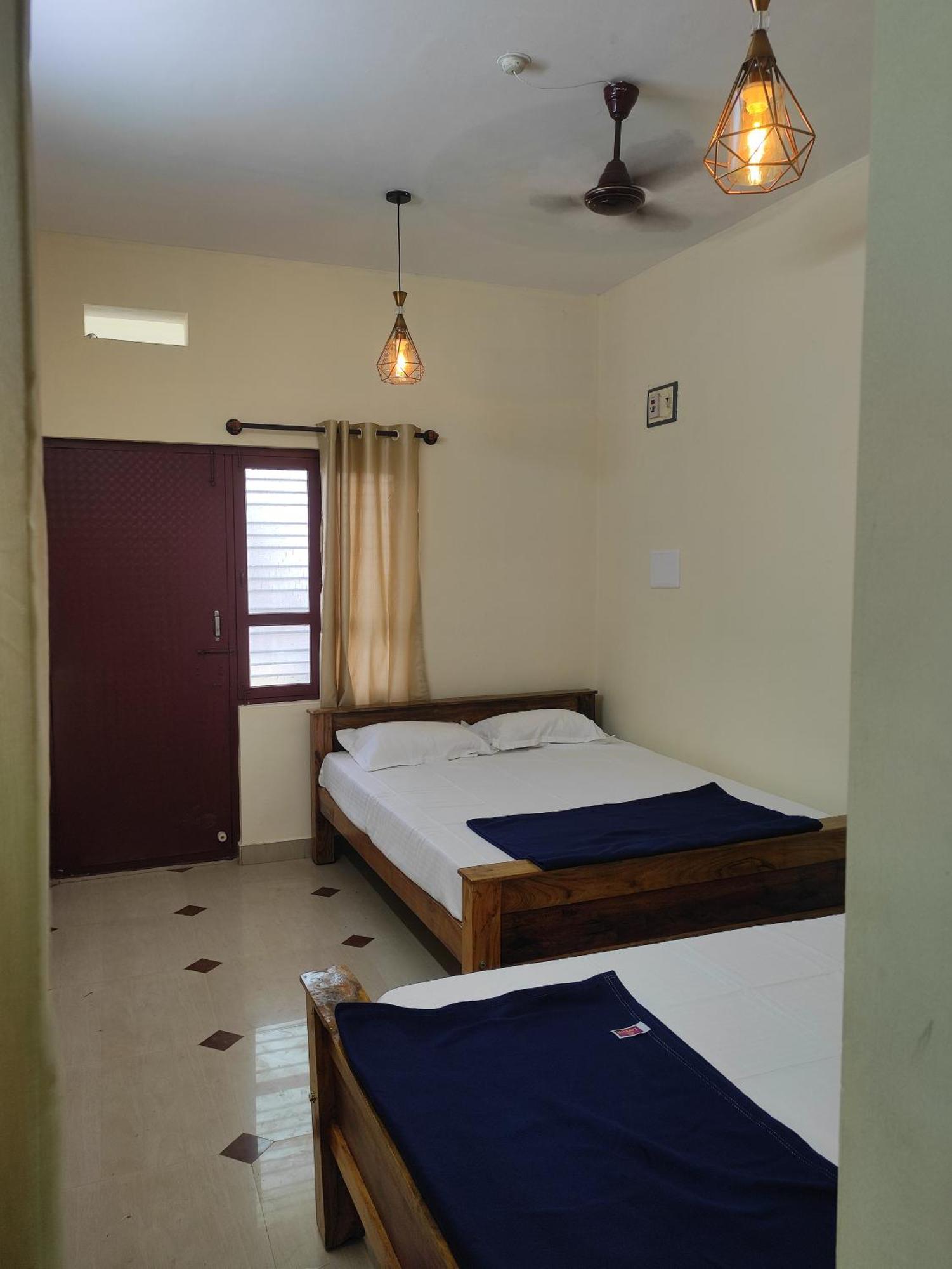 Nest Inn Service Rooms Chikmagalūr 외부 사진