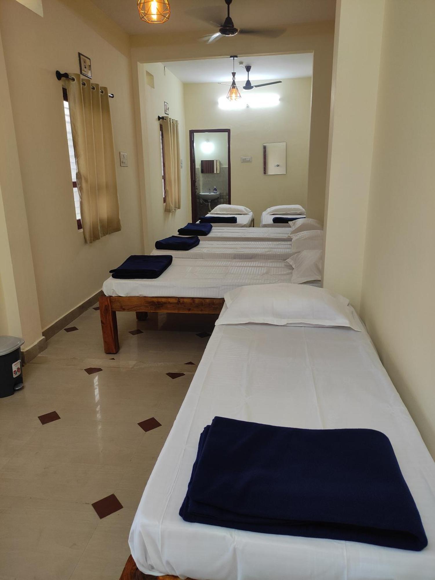 Nest Inn Service Rooms Chikmagalūr 외부 사진